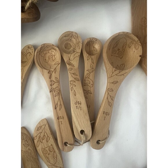 Talisman Designs Engraved Beechwood Kitchen Utensil Lot Spoons Cups Spreaders - Picture 11 of 14